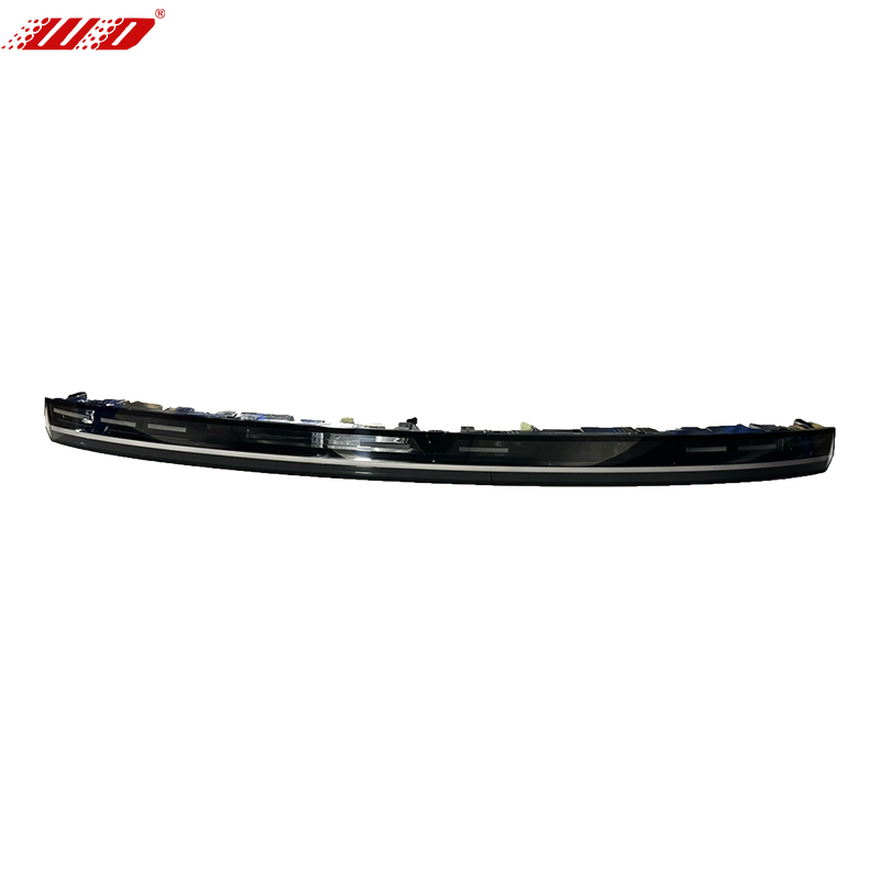 LAA-41330013-Zadní světlo – Střed (vysoká konfigurace)